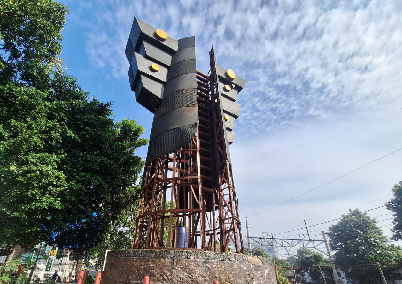 Pelat Monumen Kali Bekasi Dicuri, Satpol PP Disiagakan
