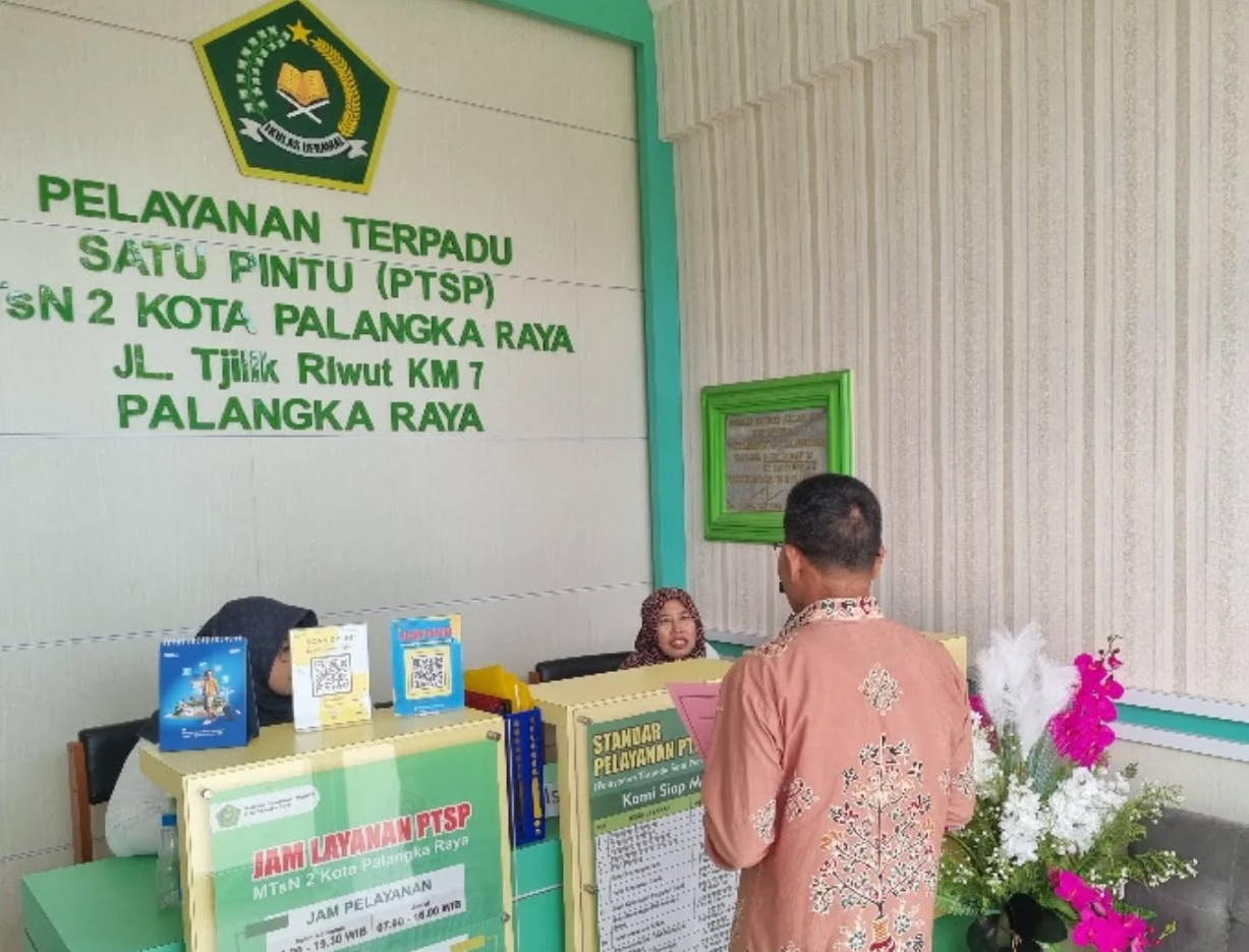 Libur Semester, MTsN 2 Palangka Raya Tetap Buka Layanan Administrasi