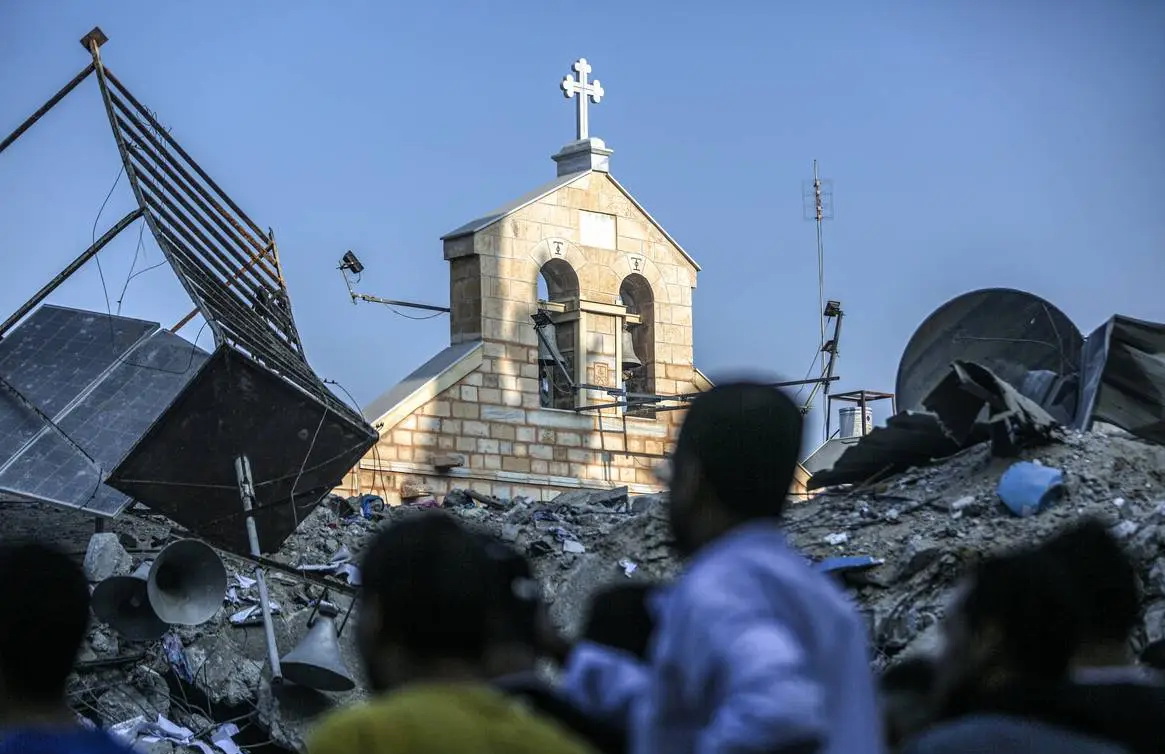 Israel Bom Gereja Katolik, Paus: Pelanggaran Martabat Kemanusiaan