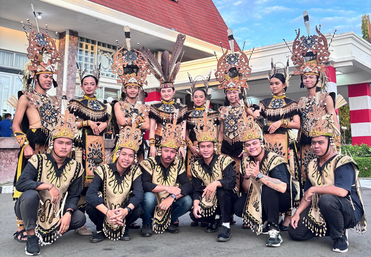Sanggar Tari “Sawung Batarung”, Prestasi Para Pelestari Tradisi