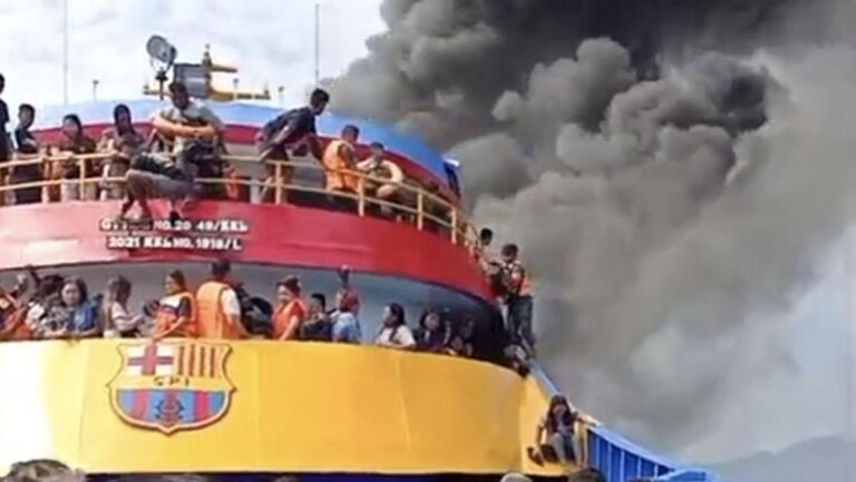 Kapal KM Gregorius Barcelona V Terbakar di Laut Talise, Tim SAR Kerahkan Operasi Penyelamatan Besar-besaran