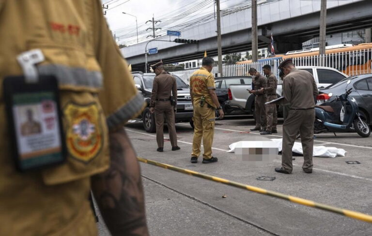 Pria Tak Dikenal Tembaki Pasar Buah di Bangkok, 5 Polisi Tewas