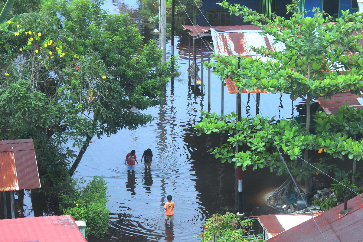 Warga Kalsel Diimbau Bersiap Hadapi Potensi Banjir Rob