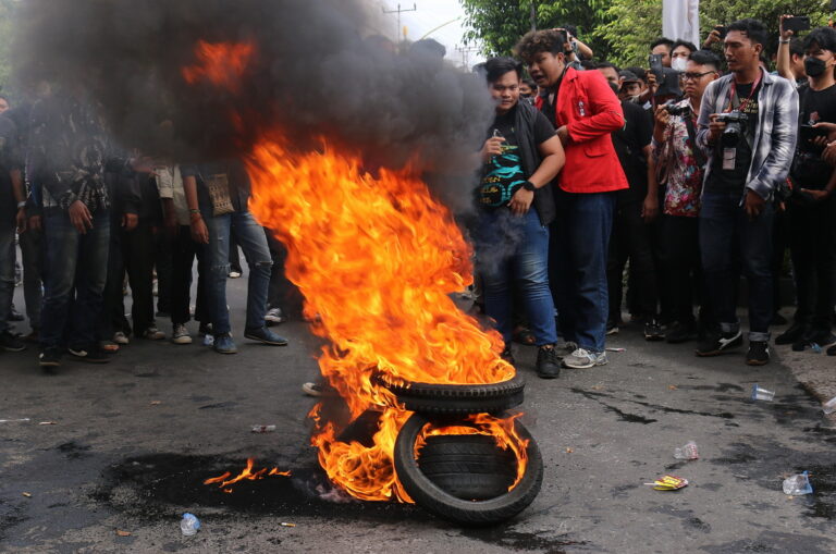 Setidaknya Tujuh Korban Tewas Dalam Demo Anarkis Sejak 28 Agustus 2025, Ini Identitasnya