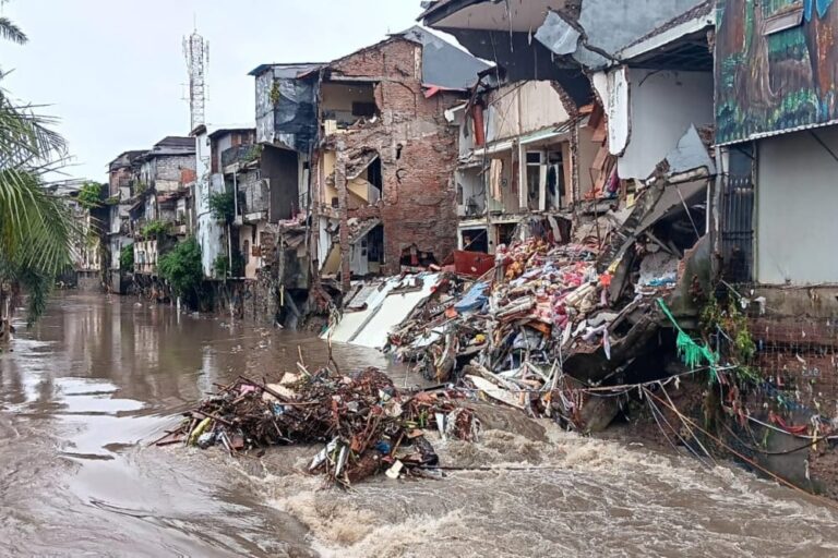 Banjir Terjang Denpasar, Empat Warga Tewas